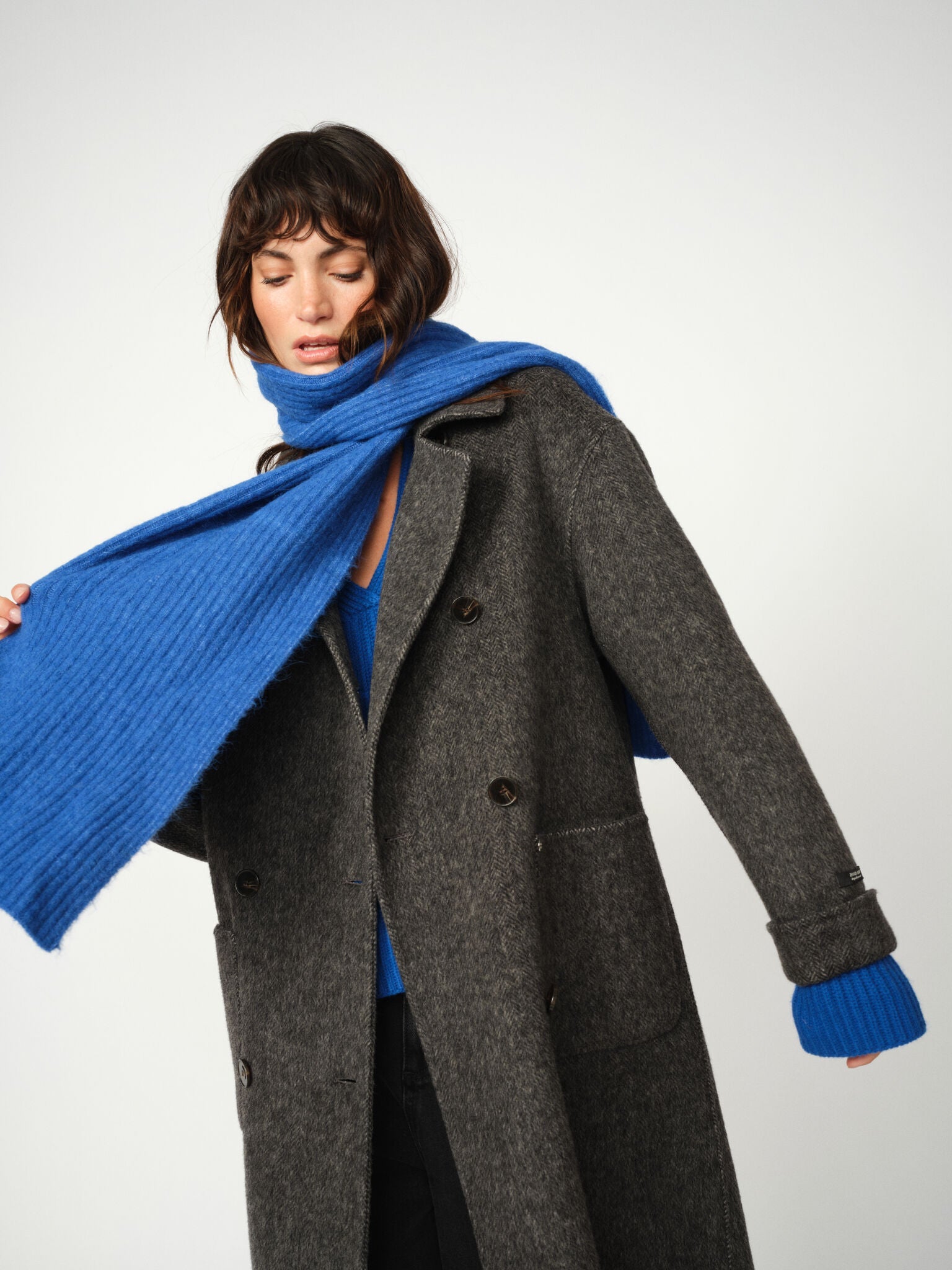 Modelshot / Blue Lolite / Detail